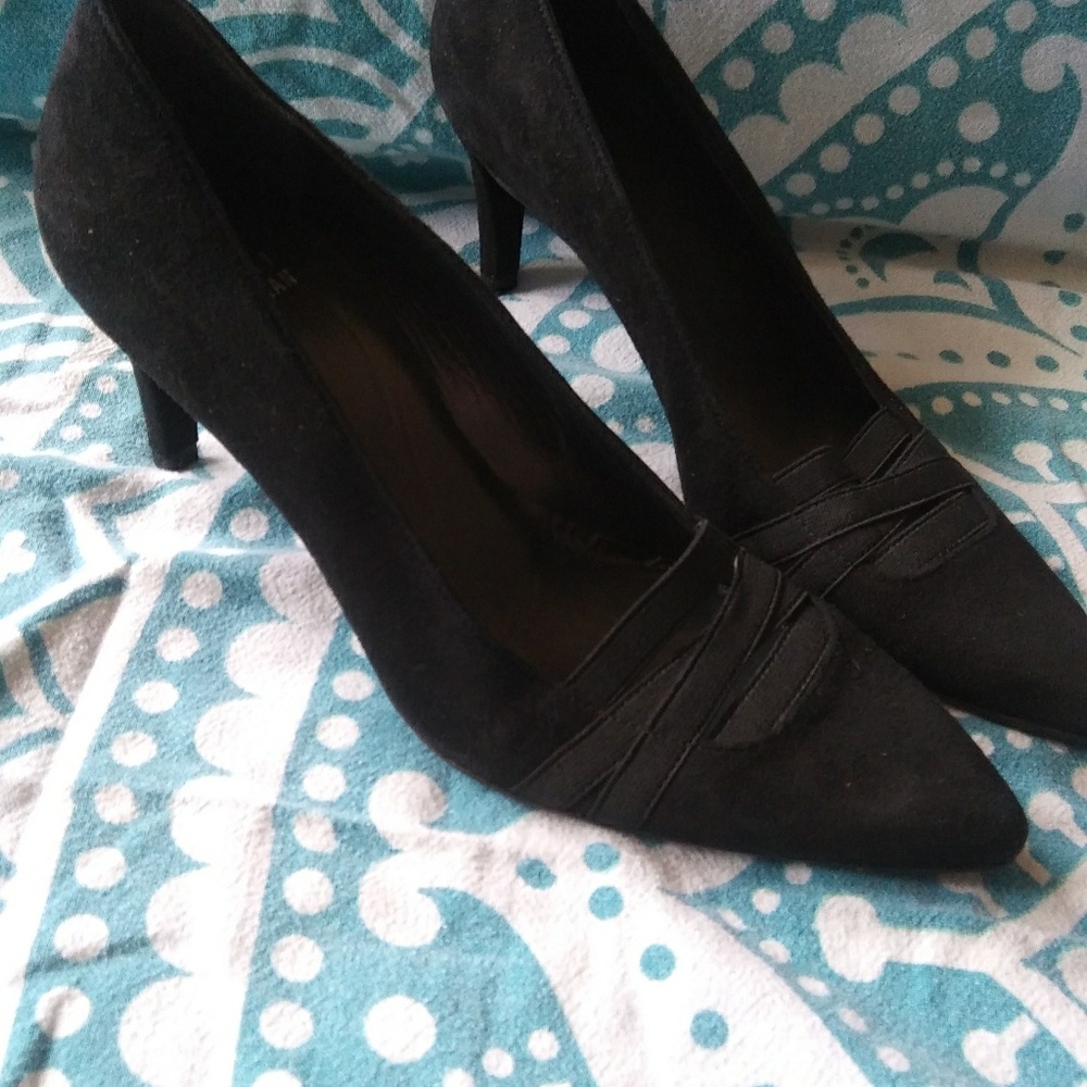 Stuart Weitzman The Legend Pointed Toe Pump 6.5